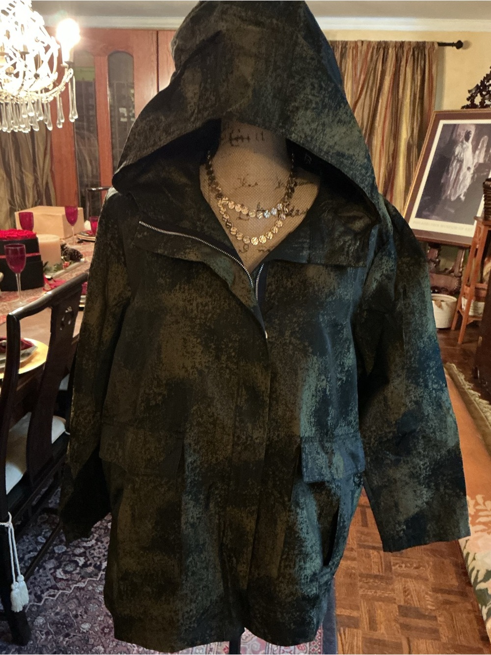 Women's Hooded Utility Jacket in Olive Mottled Print